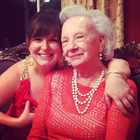 Meet your Posher, Britni - Picture 1 of 1